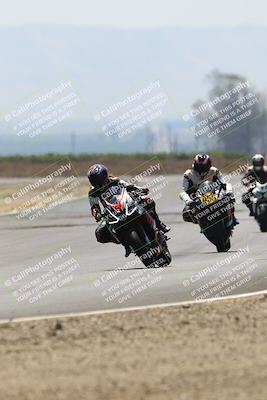 media/Jun-07-2025-TrackDaz (Sat) [[4413525952]]/B Group/220pm (Turn 9)/